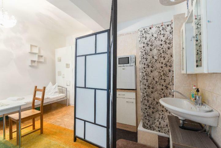 וינה Contactless Check-In Top Located Room Netflix&Nespresso מראה חיצוני תמונה